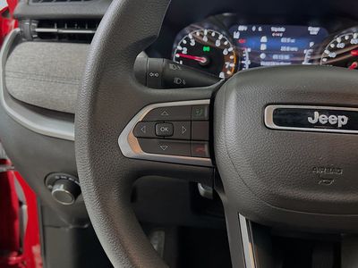 2023 Jeep Compass - Photo 16