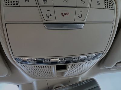 2017 Mercedes-Benz E-Class - Photo 19