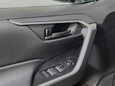 2024 Toyota RAV4 - Photo 14