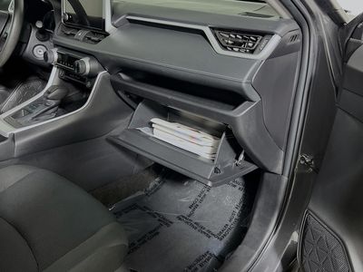 2024 Toyota RAV4 - Photo 32