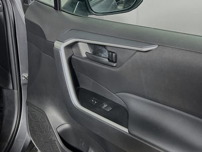2024 Toyota RAV4 - Photo 29