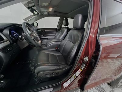 2016 Toyota Highlander - Photo 12