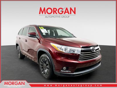 2016 Toyota Highlander - Photo 1