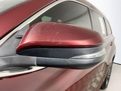 2016 Toyota Highlander - Photo 10