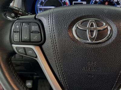 2016 Toyota Highlander - Photo 16