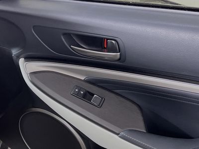 2023 Lexus RC — photo 28 view