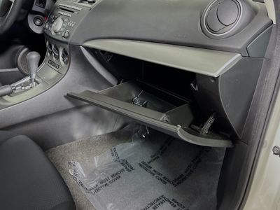 2011 Mazda Mazda3 - Photo 31