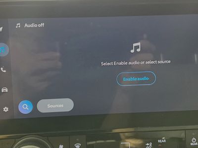 2023 Toyota Highlander - Photo 24