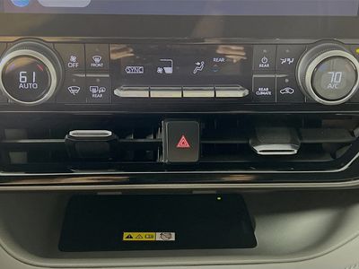 2023 Toyota Highlander - Photo 23