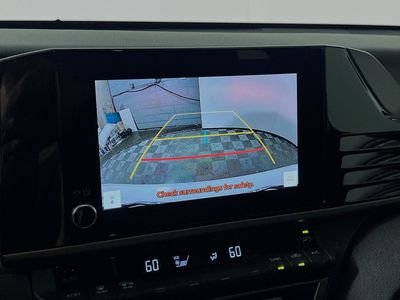2025 Toyota Camry - Photo 25