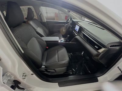 2025 Toyota Camry - Photo 28