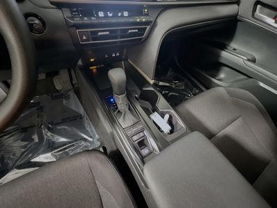 2025 Toyota Camry - Photo 22