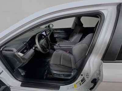 2025 Toyota Camry - Photo 12