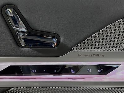 2025 BMW 7 Series - Photo 13