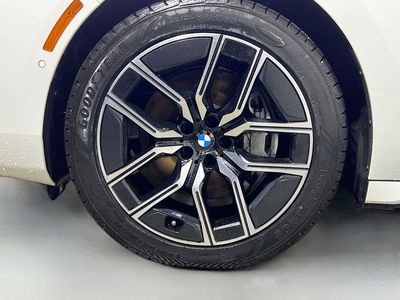 2025 BMW 7 Series - Photo 11
