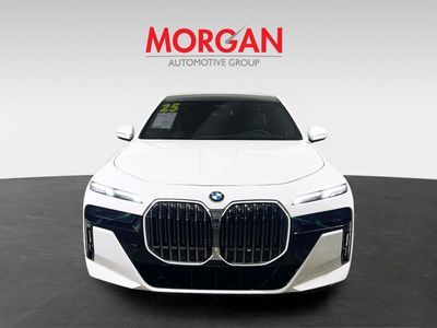 2025 BMW 7 Series - Photo 8