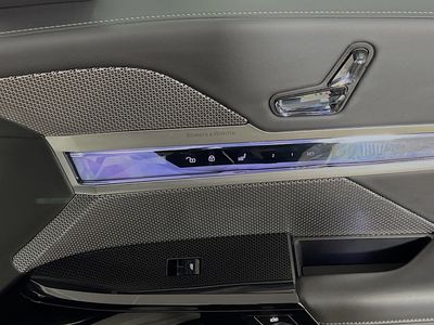 2025 BMW 7 Series - Photo 29