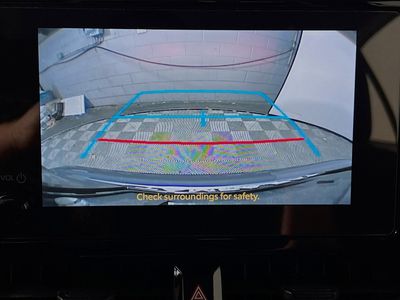 2025 Toyota Corolla - Photo 24