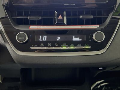 2025 Toyota Corolla - Photo 22