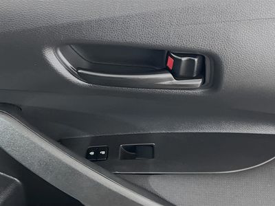 2025 Toyota Corolla - Photo 28