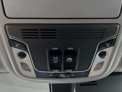 2025 Honda Ridgeline - Photo 17