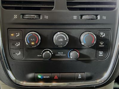 2016 Dodge Grand Caravan - Photo 23