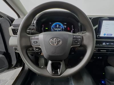 2025 Toyota Camry - Photo 15