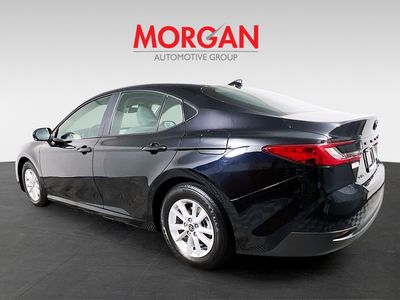 2025 Toyota Camry - Photo 5