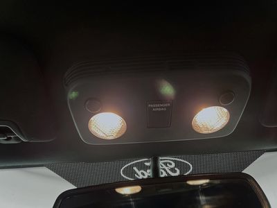 2017 Ford Mustang - Photo 18