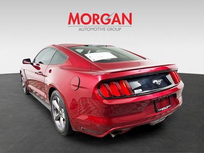 2017 Ford Mustang - Photo 5