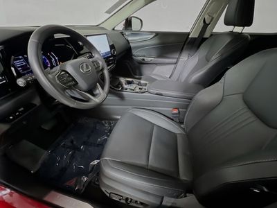 2025 Lexus NX - Photo 12