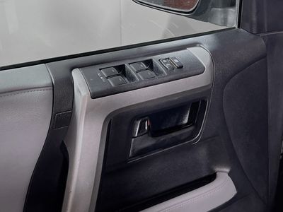 2011 Toyota 4Runner - Photo 14