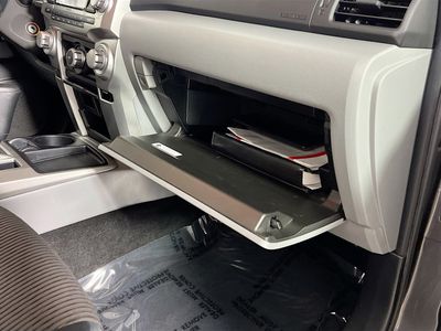 2011 Toyota 4Runner - Photo 31