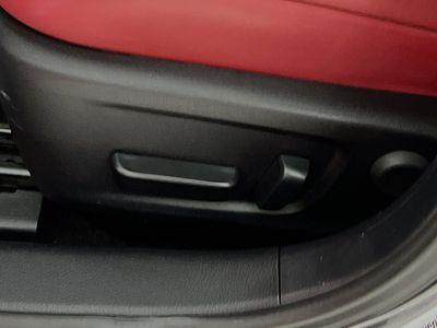 2023 Lexus IS - Photo 13