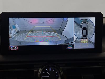 2023 Lexus IS - Photo 25