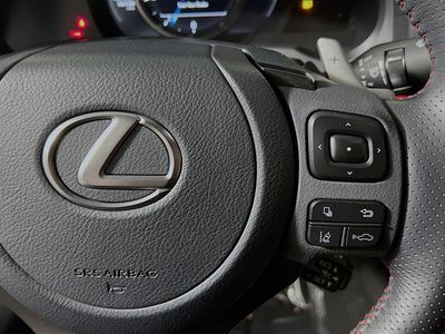 2023 Lexus IS - Photo 17