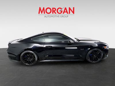 2015 Ford Mustang - Photo 2