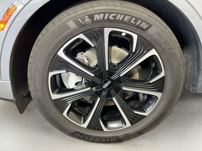 2025 Lincoln Nautilus - Photo 11
