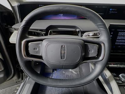 2025 Lincoln Nautilus - Photo 15
