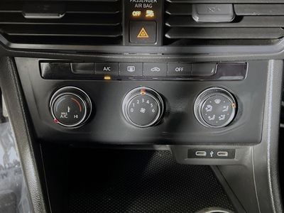 2021 Volkswagen Jetta - Photo 21