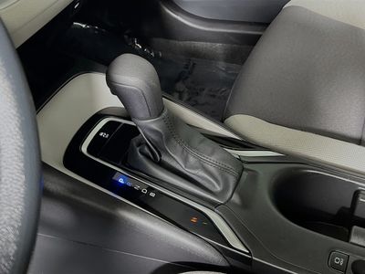 2025 Toyota Corolla - Photo 20