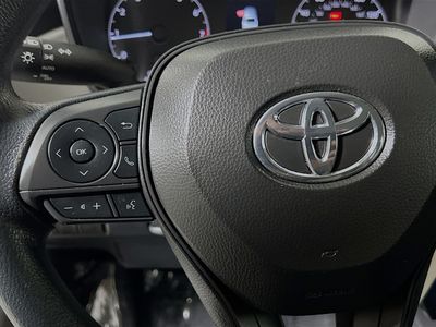 2025 Toyota Corolla - Photo 16