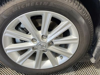 2014 Toyota Camry Hybrid - Photo 11