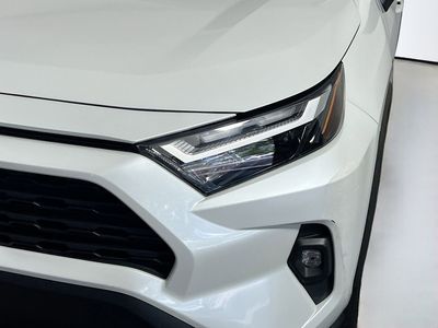 2025 Toyota RAV4 Hybrid - Photo 9