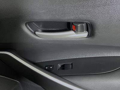 2025 Toyota Corolla Hybrid - Photo 28