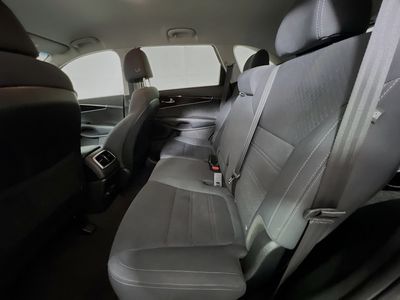 2017 Kia Sorento - Photo 25