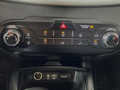 2017 Kia Sorento - Photo 22