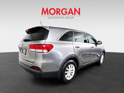 2017 Kia Sorento - Photo 3