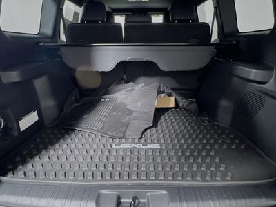 2025 Lexus GX - Photo 31