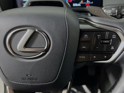 2025 Lexus GX - Photo 17